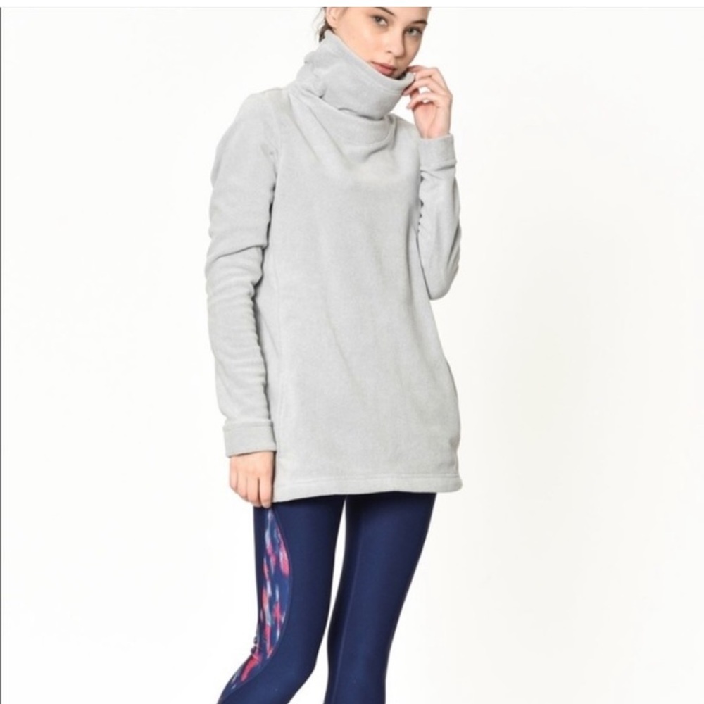 NIKE therma fleece tunic